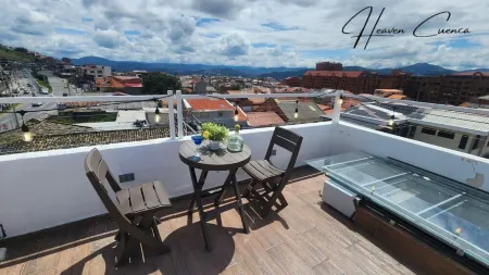 Moderno,lujoso con hermosa vista 360° de Cuenca equipado con  cama de masajes