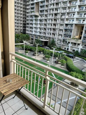 5 Star Luxury Condo - LARGE 2 BR - Central Manila - Pasay