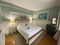 Rocklyn Inn Bed & Breakfast Hotels in Meaford
