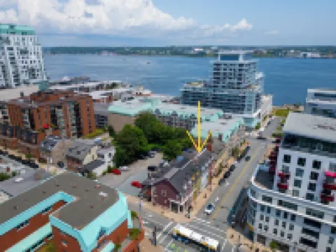 Historic Loft Best DT Location. Unit 3 5139