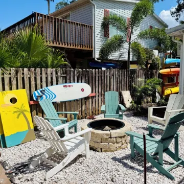 Weeki Wachee Crystal blue Springs river house with Kayaks