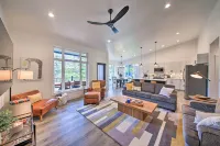 Elegant Priest Lake Townhome ~ 1 Mi from Lake - balcony