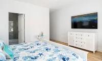 Sea-Renity Now in a 4 Bedroom,4 Bath New Construction 2 Blocks from the Ocean