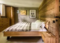 Cosy 5 bedroom chalet view Mont Blanc hot tub cosy fire amazing summer hikes