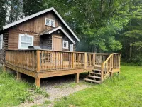 Charming 1-bedroom cottage with WiFi, AC in enchanting Kenoza Lake area. Hotels in Delaware