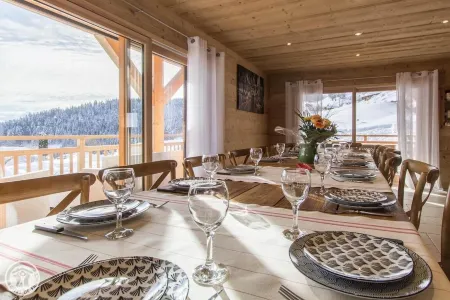 Individual chalet for 15 people
