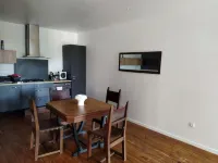 Cottage for 2 people, ideally located just 100 meters from the Canal du Midi Hotel a Saint-Nazaire-d'Aude