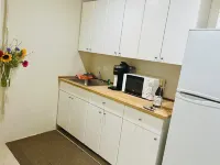 Cozy studio cabin in Arnold California with WiFi, AC Hotels in Arnold