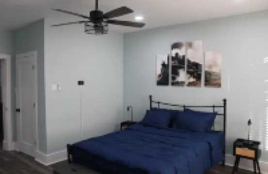 Stylish & Spacious Newark Retreat - Perfect for City Getaways!