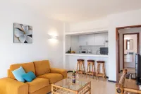 Villa Blanca, Fkk-apartment Nr. 2 in Charco del Palo mit Schwimmbad, Meernähe