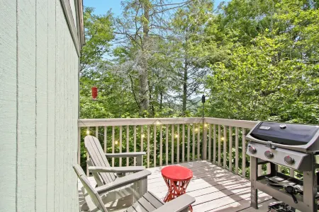 Mountain View 3BDR w/ Hot Tub Plus Game Loft And Deck