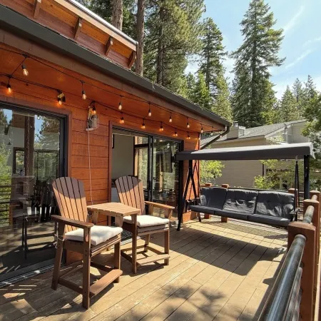 House + Studio: Private Forest Retreat, Near Skiing, Beach, Downtown, and Trails