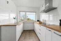 VlNFUL2: Premium apartment | balcony | parking space