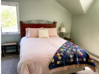 Historic 5-bedroom home, near Greenfield Village