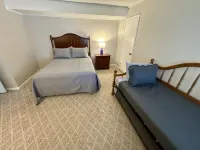 Families Love Frank’s Lakehouse @ Sunset Estates Các khách sạn ở Lincoln