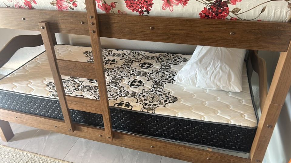 Chácara completa 5 quartos piscina, sauna, jacuzzi, churrasqueira e fogão lenha