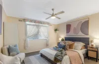 Beach Retreat 2-min walk from beach Hotels in Rosebud