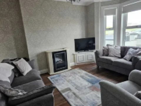 Few minutes walk to Royal Portrush Golf Club (Open Championship 2025), 4 bedroom