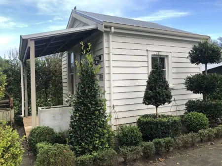 The Wash- House B&B Quirky Historic Cottage set in a quiet country location