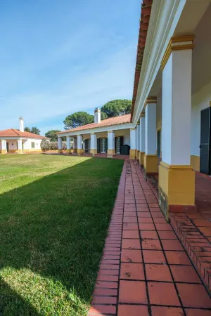 Enoturismo de Excelência: 30 m Lisboa: Scalab Wine Estate - Quinta da Centieira