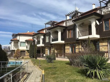 Sun and Sea apartment - Fully Equipped Spacios One Bedroom Apartment