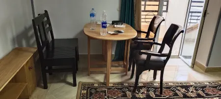 Warm apartment, Spacious living room with cozy dining area,3 beautiful bedrooms.