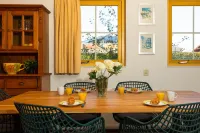 Tulip Beach 5 person house with privacy