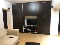 Central Hill 2-bedroom apartment in awesome Reșița with WiFi, AC
