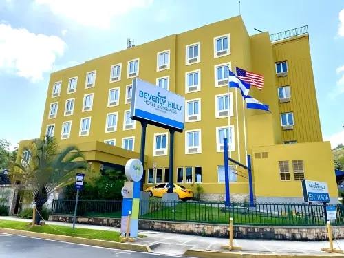 Beverly Hills: Hotel and Business
