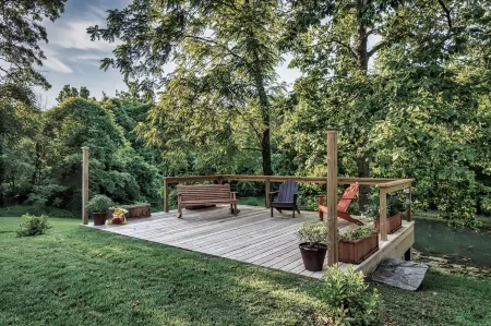 Lodge Between the Lakes - Memories Are Made Here!!