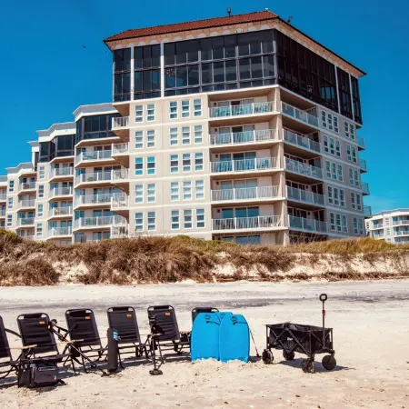 Laid back ocean front condo with tons of extras! All fall dates on sale!