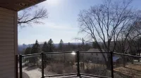 Quiet 3 BDR Home-  private sauna & skyline view- close to downtown & Mayo Clinic