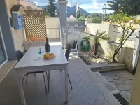 Modern Apartment Between Village and With Access to 70m2 Swimming Pool