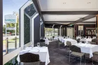 The Commodore Hotel a Mount Gambier