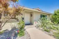 Shop, Hike & Explore: Fresno Home w/ Private Pool! - Homestays
