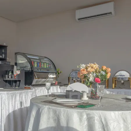 Royal Palace Hotel - Financial District