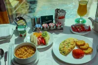 Holiday Inn KUWAIT AL THURAYA CITY by IHG - breakfast