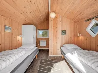 "Snefrid" - 12km from the Sea Hotels in Oksbol