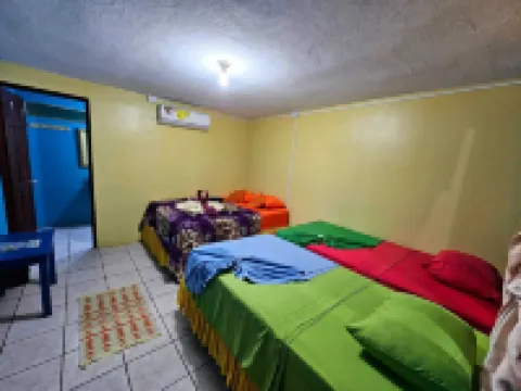Cabinas Miss Miriam 2 Hotels in Colorado