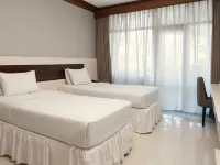 Tirtagangga Hot Spring Resort Hotels near Rumah Makan Cibiuk