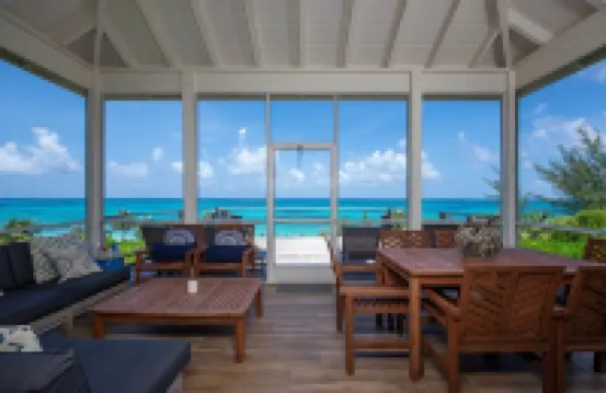 蔚藍三居室度假屋