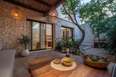 Nãmas Tulum Отели рядом с достопримечательностью «Ziggy Beach»