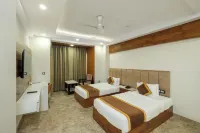 FabHotel Golf Inn - Business-Friendly Stay Near Golf Course Road, Cyberhub & Metro Hotels in Gurugram