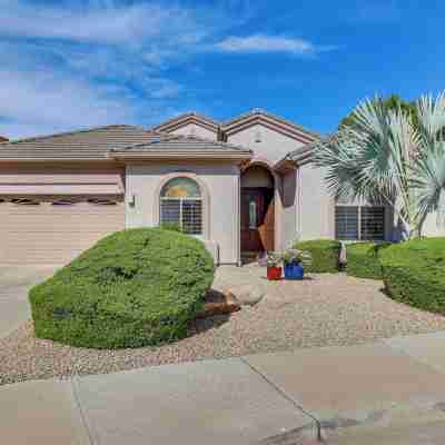 Golfer Oasis w/ Pool & Putting Green in Goodyear! Hotel Exterior