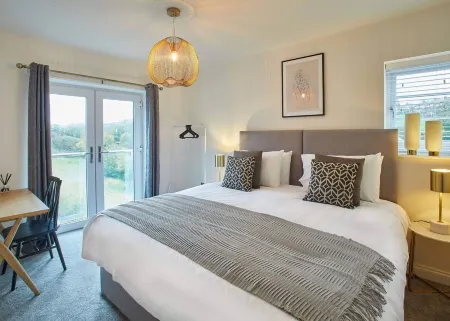 Host & Stay | Hoggarths Retreat