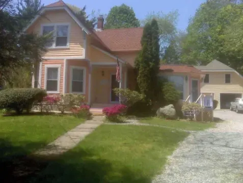 Walk to Historic Downtown Mystic! <br>Best Location—beach, marinas, eateries!