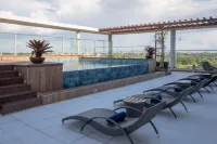 Dazzler by Wyndham Ciudad del Este - Pools