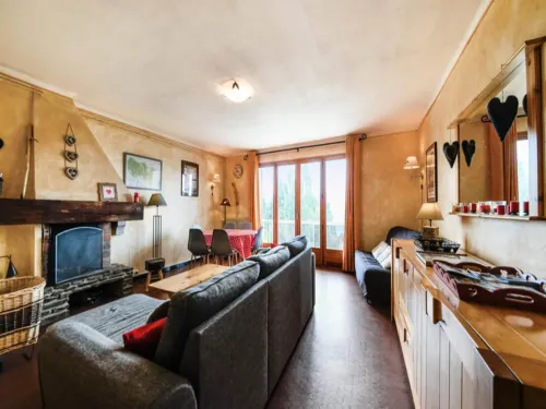 Two room apartment for six people