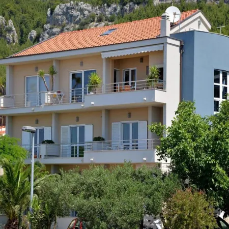 Apartments Antonio - One Bedroom Apartment with Balcony - 1 Hotels in Tučepi