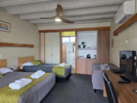 Elmore Lodge Motel